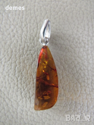 Колие - висулка първокласен балтийски кехлибар, снимка 3 - Бижутерийни комплекти - 52357707