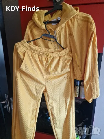 Adidas Уникален жълт екип