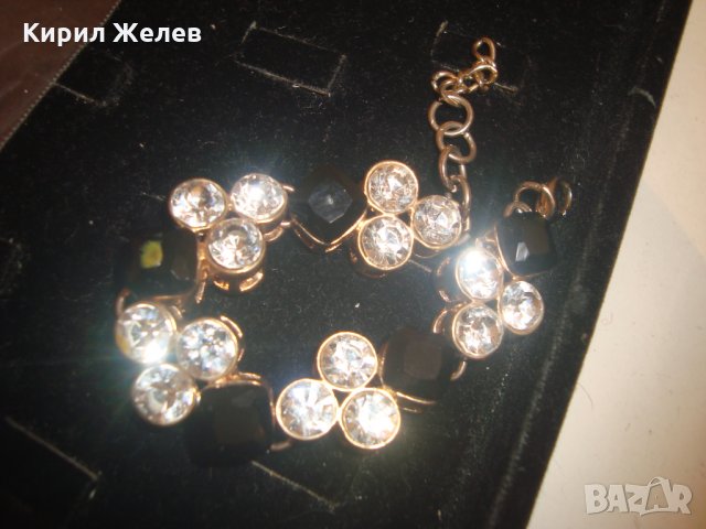 ПОЗЛАТЕНА МАСИВНА АРТ ГРИВНА с КРИСТАЛИ и ФАСЕТИРАНИ БЛЕСТЯЩИ ЦИРКОН КАМЪНИ 8399, снимка 6 - Гривни - 30625520