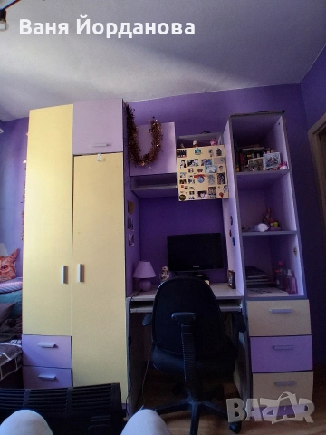Секция с гардероб и бюро, снимка 2 - Секции и витрини - 53213857