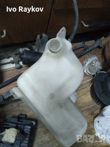 Казанче и помпа течност за чистачки SAAB 9-3 , 060210-3630 