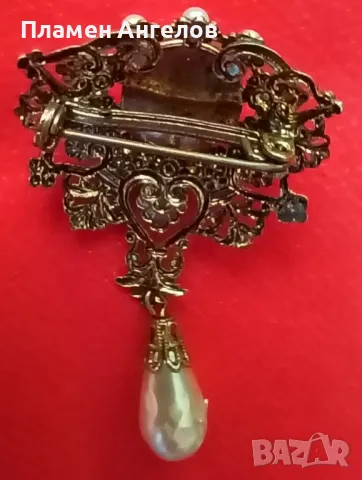 Стара, винтидж брошка със висулка. , снимка 2 - Други - 50153186
