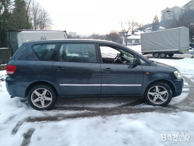 Toyota Avensis verso D4D Тойота Авенсис Версо Д4Д Дата на производство - май 2004г. Тип двигател - Д, снимка 8 - Автомобили и джипове - 35380915