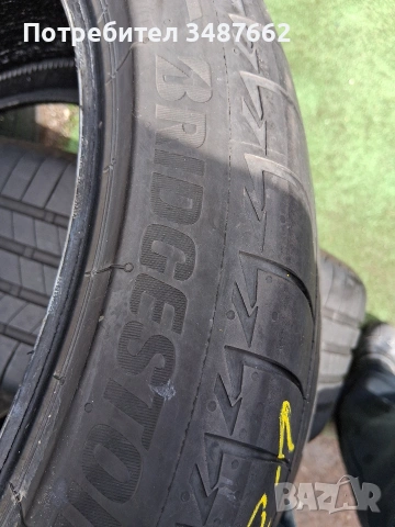 255 40 21 BRIDGESTONE 2бр летни дот 2022г , снимка 4 - Гуми и джанти - 54080509
