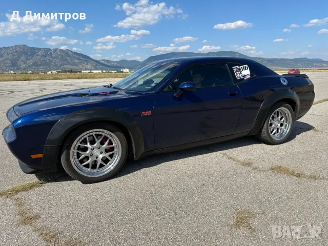 Dodge Challenger 5.7 HEMI R/T, снимка 8 - Автомобили и джипове - 49408020