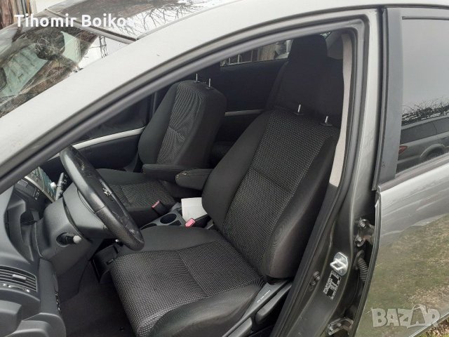 Тойота Корола Версо 2.2 D-CAT на части 🇩🇪, снимка 9 - Автомобили и джипове - 31735436