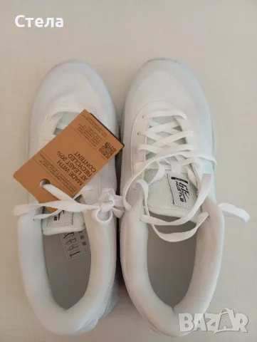 Чисто нови оригинални мъжки маратонки "Найк"