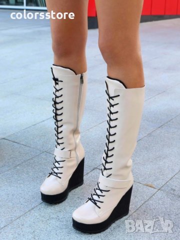 Ботуши на платформа - бежов лак - 1905