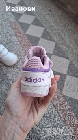 Маратонки Адидас за момиче, 22 номер, снимка 3 - Детски маратонки - 53991145