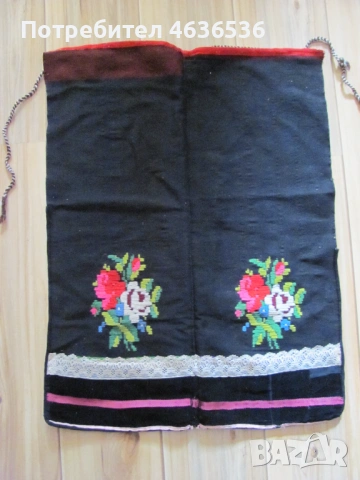 19век вълнена престилка за носия , 75х58см.