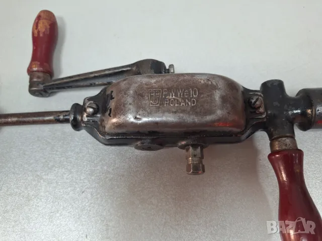 Перфектна! Полска Ръчна Бормашина PWWe10 Poland, снимка 2 - Бормашини - 49445739
