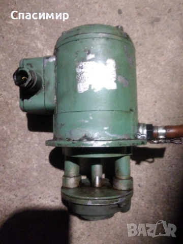 Маслена помпа 180w на 3000об 25L/min, снимка 2 - Резервни части за машини - 52381570
