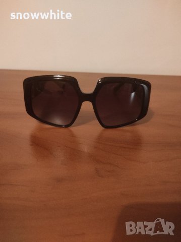 Чисто нови слънчеви очила Долче и Габана 100 % оригинални , снимка 3 - Слънчеви и диоптрични очила - 37322976