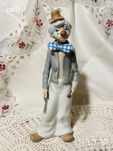 порцеланова статуетка