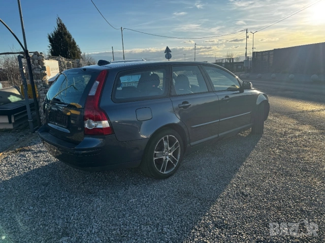 Volvo v50 на части Волво в 50, снимка 4 - Части - 53113356