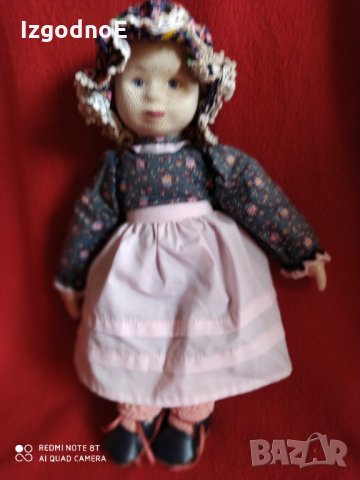 Стара ръчно изработена кукла момиче за колекционери но и за игра