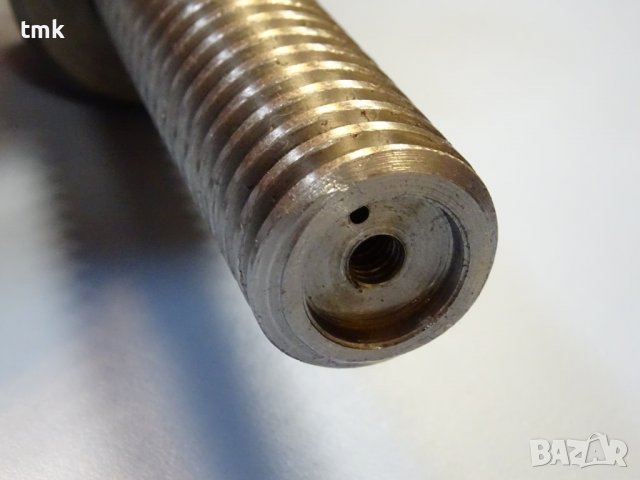 винт с гайка за задно седло на струг С11(машинстрой), снимка 4 - Резервни части за машини - 40131046