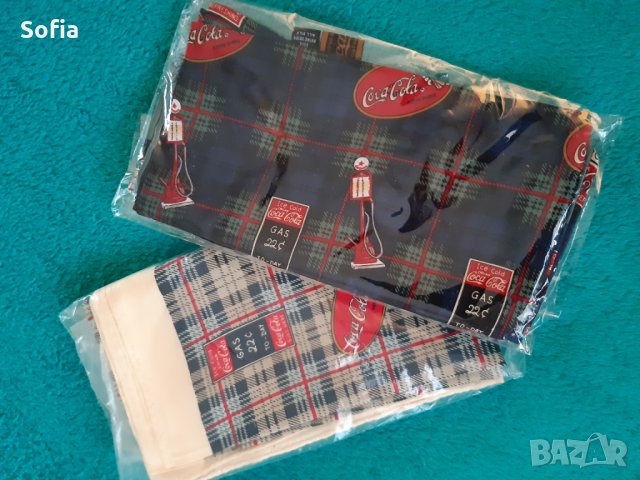 Кока Кола колекция/Подарък: Коприна нови шалове Соса-Cola 90-те години, снимка 6 - Други ценни предмети - 31599071