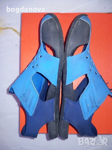Сандали Nike, снимка 10 - Детски сандали и чехли - 53996453