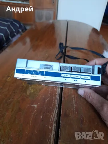 Стар уокмен Unicef, снимка 2 - Антикварни и старинни предмети - 50072134