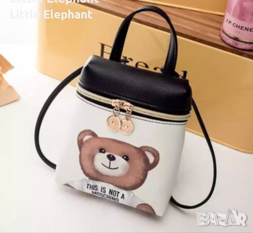 Месинджър чантичка Cartoon серия,Moshino,малка раничка за през тялото/нова, снимка 1