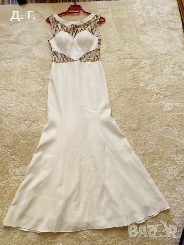 Официална рокля