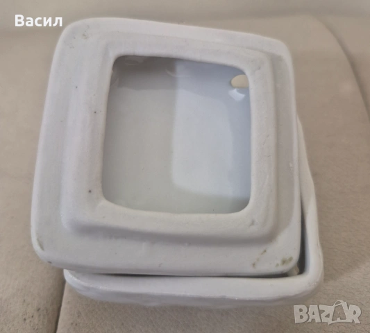 Порцеланова кутийка, снимка 3 - Антикварни и старинни предмети - 54150608