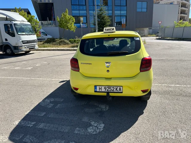 Dacia Sandero 1.0 TAXI - 10.2017г. 190хил.км., снимка 4 - Автомобили и джипове - 56017127