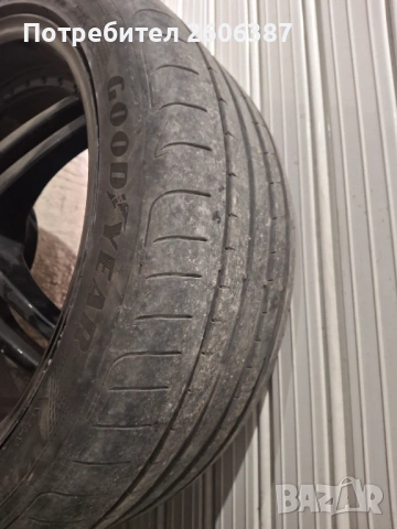 Гуми 255 40 19, снимка 2 - Гуми и джанти - 53086309