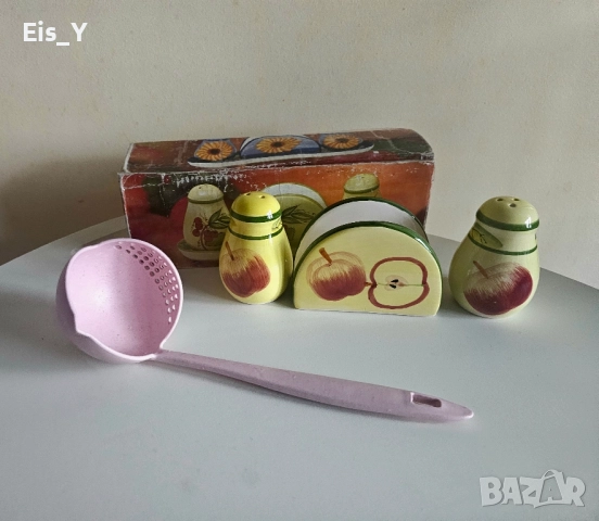 Керамичен комплект солници и салфетник, буркан и лъжица за спагети., снимка 11 - Аксесоари за кухня - 52306520