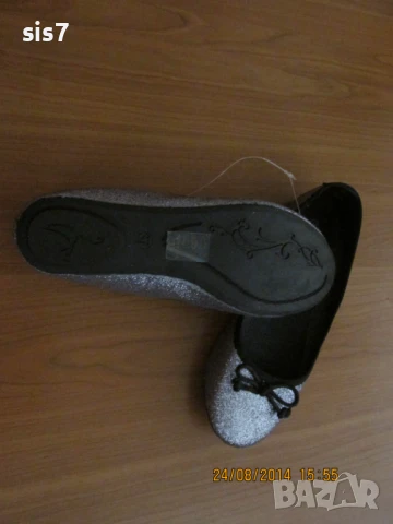 нови сребристи балеринки внос от Франция, снимка 3 - Дамски ежедневни обувки - 51079629