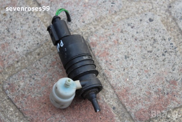 Помпичка за чистачки Фолксваген Поло Хечбек 2 VW Polo 2 1997, снимка 5 - Части - 42798181