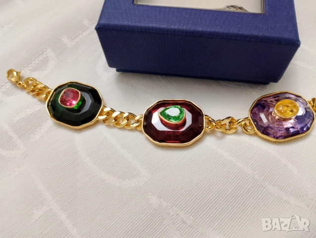 Гривна с  камъни