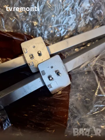 крачета оригинална стойка телевизор Philips модел 50PUS6554/12, снимка 4 - Стойки, 3D очила, аксесоари - 48869157