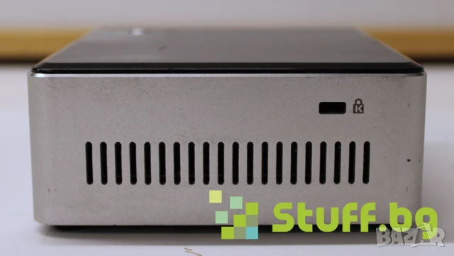 Мини компютър Intel NUC NUC5i5RYH, снимка 2 - Работни компютри - 51245956