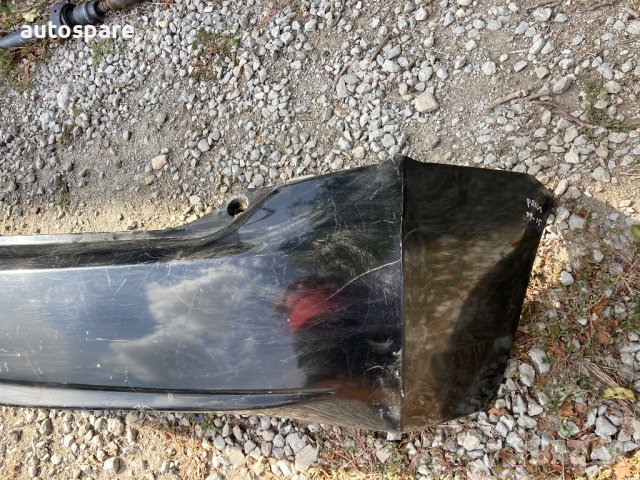 Оригинална задна броня за Toyota Prius 09-15. , снимка 2 - Части - 42364732