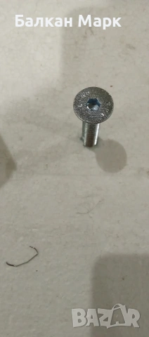 Болтове / Винтове с вътрешен шестограм 🔩, снимка 5 - Железария - 53355872