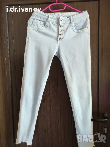 летни еластични светли дънки с външни копчета, снимка 1