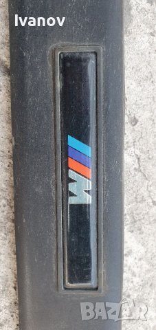 Лява М лайсна шофьорска врата бмв е36 седан комби , снимка 2 - Части - 38557491