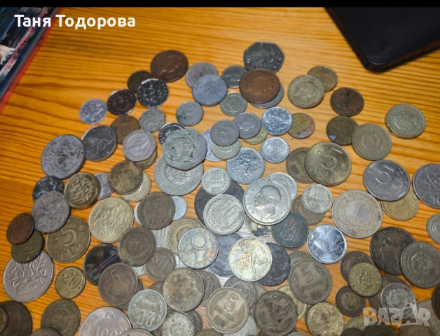 Стари монети и банкноти в стара дървена кутия, снимка 15 - Колекции - 54033124