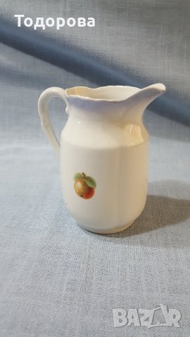 Красива порцеланова каничка, снимка 2 - Антикварни и старинни предмети - 32063371