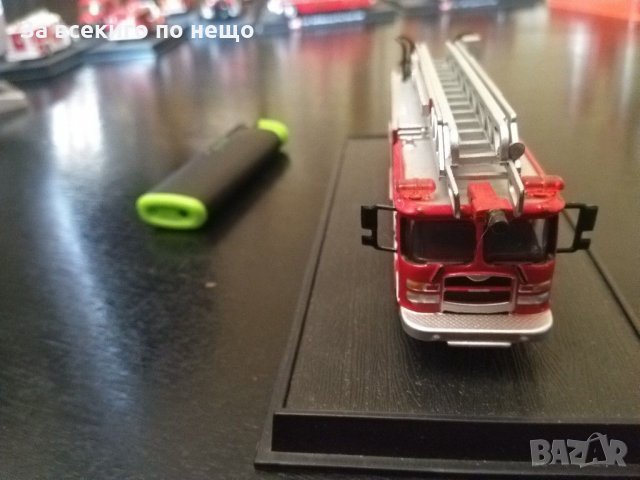 Макети на различни модели пожарни коли (Обява 5 ), снимка 6 - Колекции - 31589351