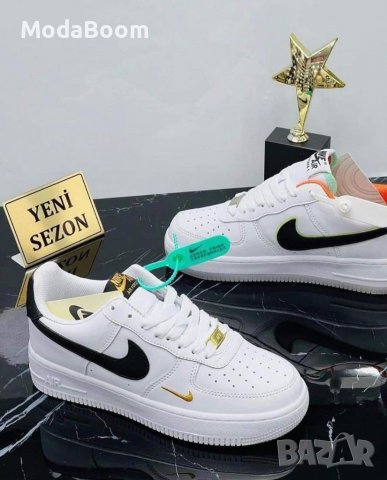 Дамски кецове Nike Air Force 