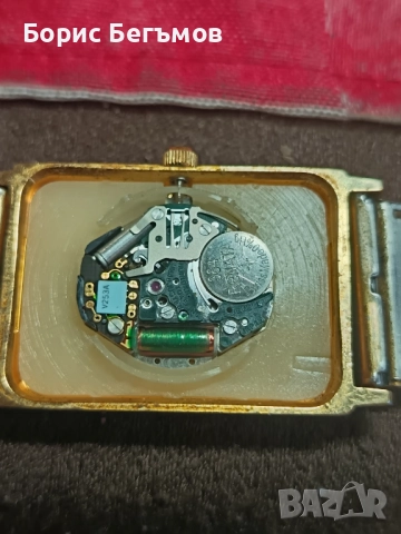 Дамски часовник Роял кварц, снимка 8 - Дамски - 52144578