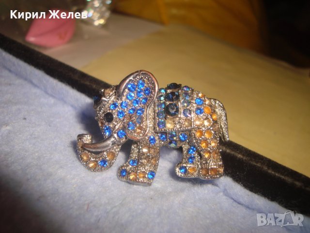 СТАРО ПОСРЕБРЕНО СЛОНЧЕ ФИГУРАЛНА АРТ БРОШКА с КРИСТАЛИ 29495, снимка 4 - Други - 37692695