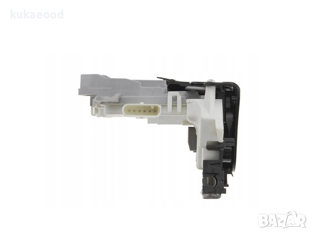 Брава за Audi Q3 8U за задна дясна врата, снимка 4 - Части - 44528430