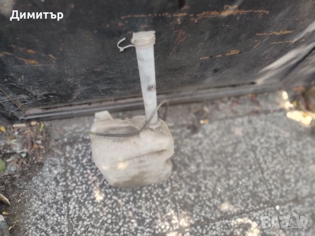 Казанче Чистачки + Помпичка За Сузуки Суйфт Седан 2000г / Suzuki Swift Sedan 2000y