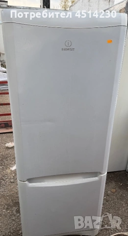 Хладилник Indesit с долен фризер – 150 см / 60 см