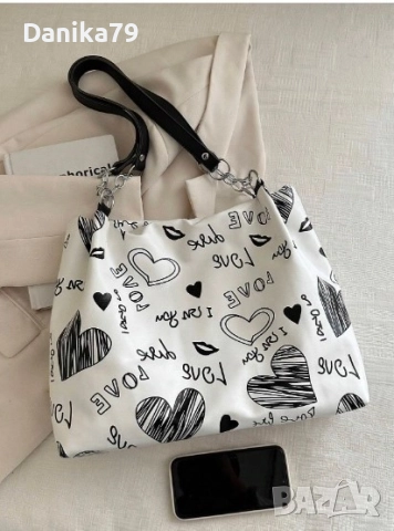 Дамска шарена чанта, снимка 3 - Чанти - 52315789