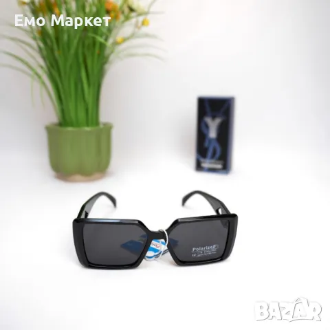 Слънчеви очила с масивен и модерен дизайн с правоъгълна форма